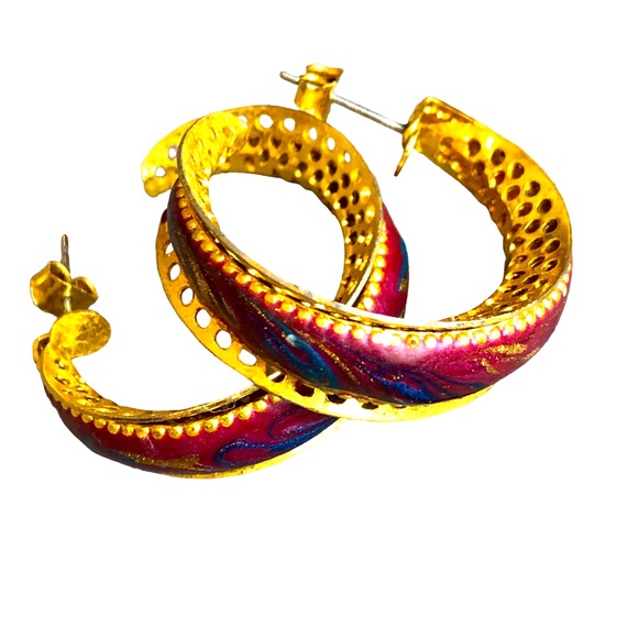 Cloisonné hoop earrings on Gold tone.  Vintage Preloved 1.25” diameter - Picture 3 of 8